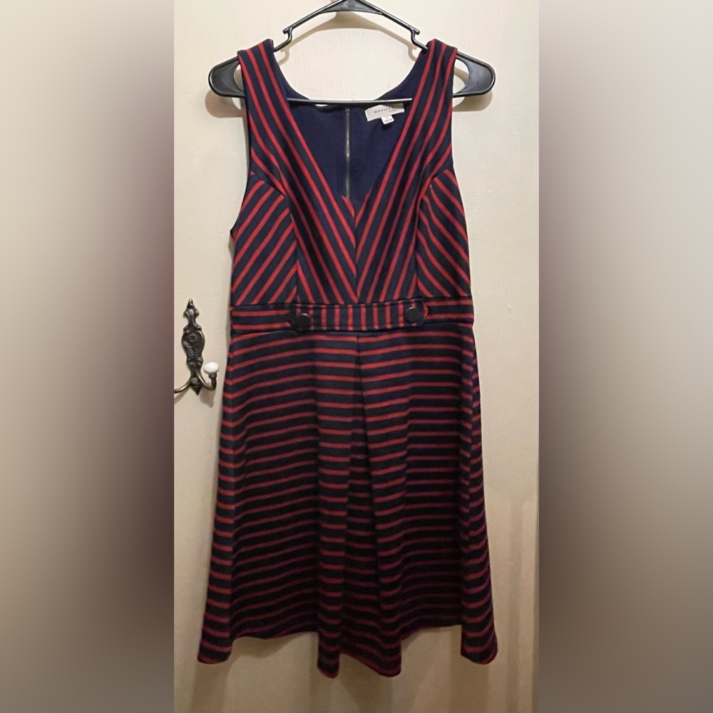 Elegant Striped Dress - Red and Navy